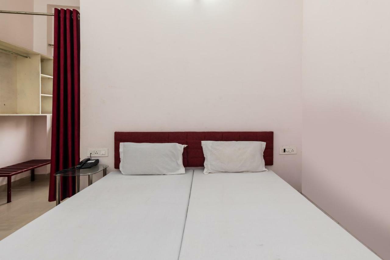 Spot On 48618 Vasundhara Gardens Hotel โบปาล ภายนอก รูปภาพ