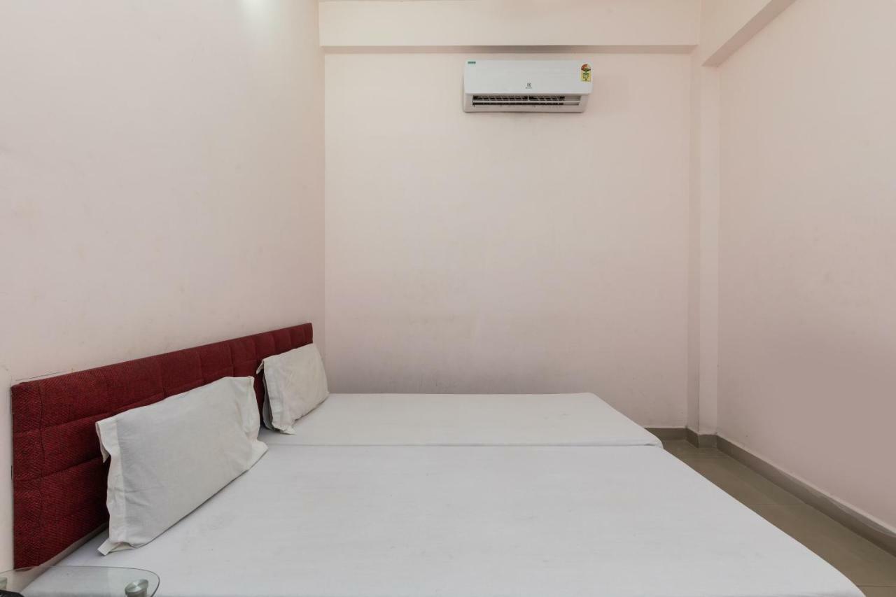 Spot On 48618 Vasundhara Gardens Hotel โบปาล ภายนอก รูปภาพ
