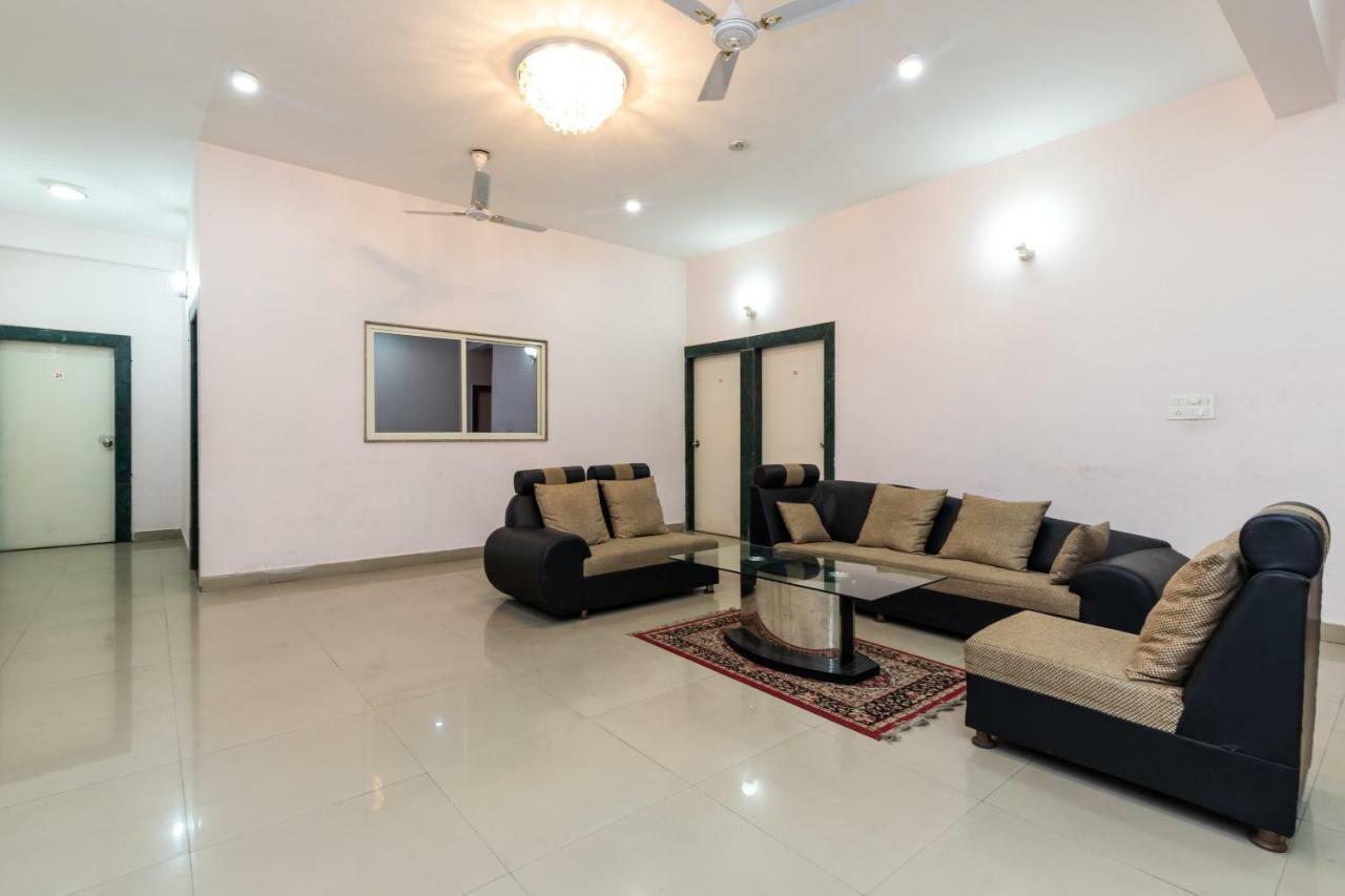 Spot On 48618 Vasundhara Gardens Hotel โบปาล ภายนอก รูปภาพ