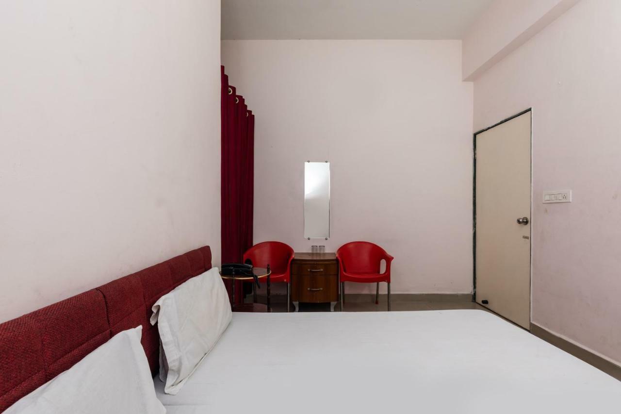 Spot On 48618 Vasundhara Gardens Hotel โบปาล ภายนอก รูปภาพ