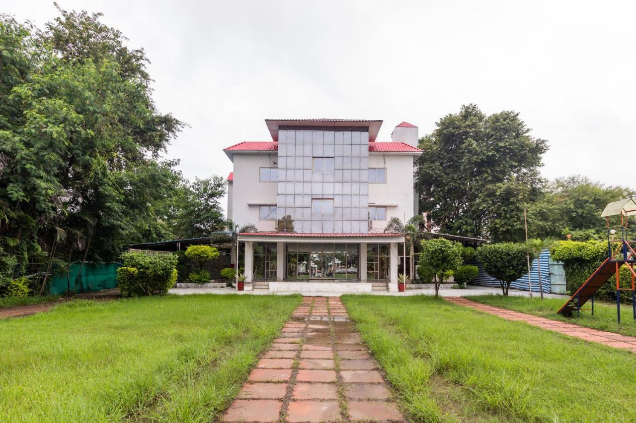 Spot On 48618 Vasundhara Gardens Hotel โบปาล ภายนอก รูปภาพ