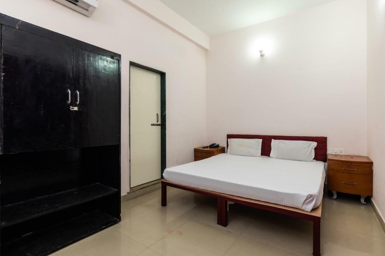 Spot On 48618 Vasundhara Gardens Hotel โบปาล ภายนอก รูปภาพ