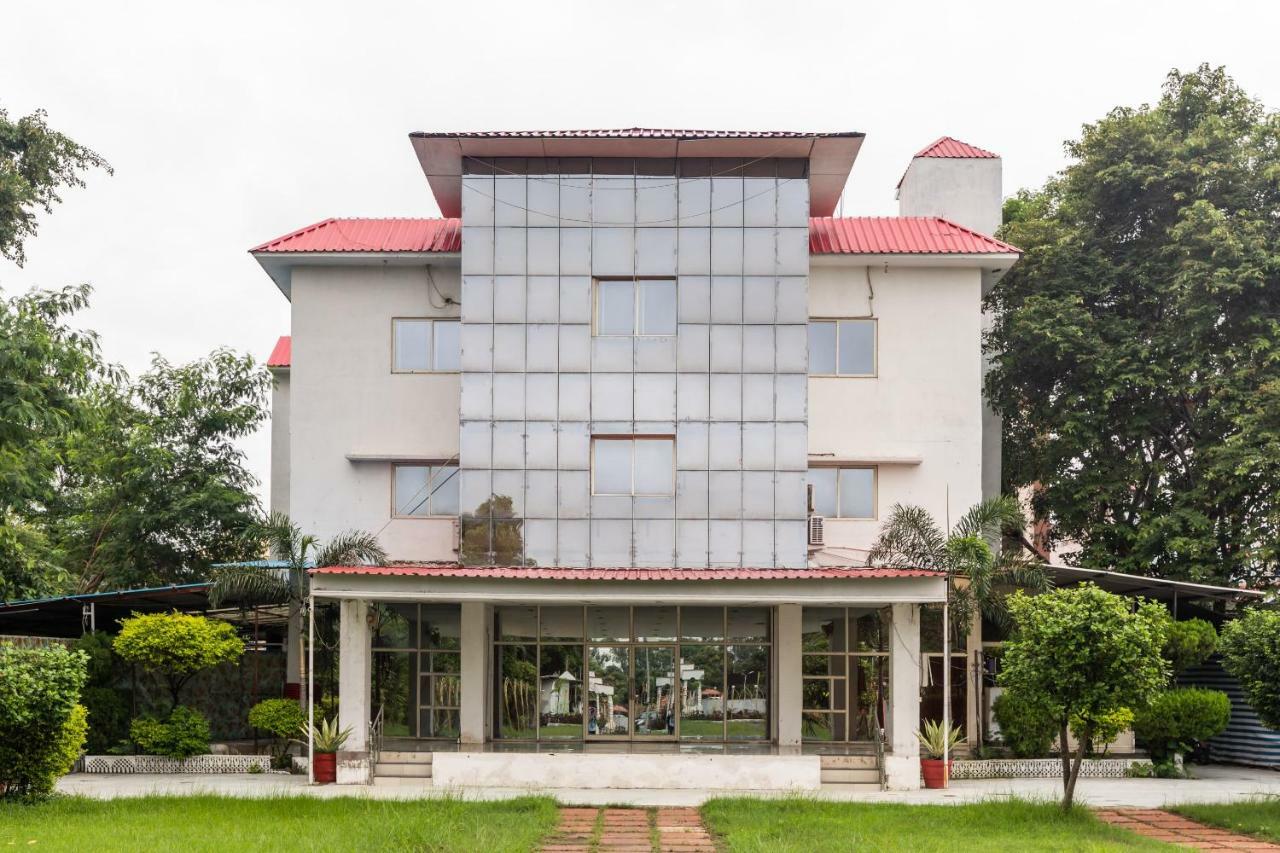 Spot On 48618 Vasundhara Gardens Hotel โบปาล ภายนอก รูปภาพ